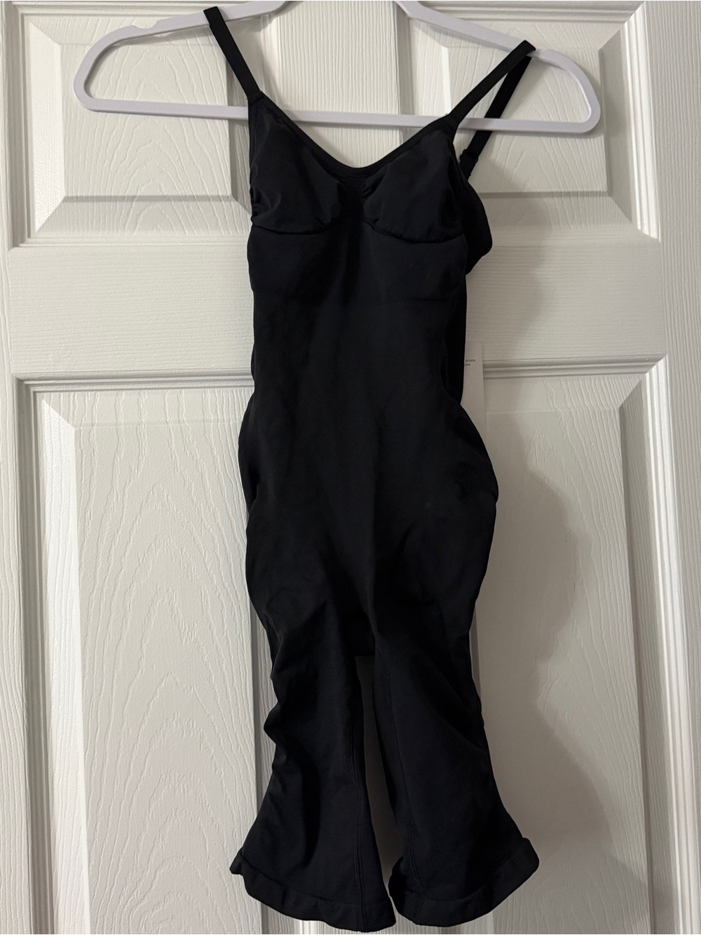 NWT Quince Mid-Thigh Firm Shaping Bodysuit Black Adjustable Strap Stretch Large